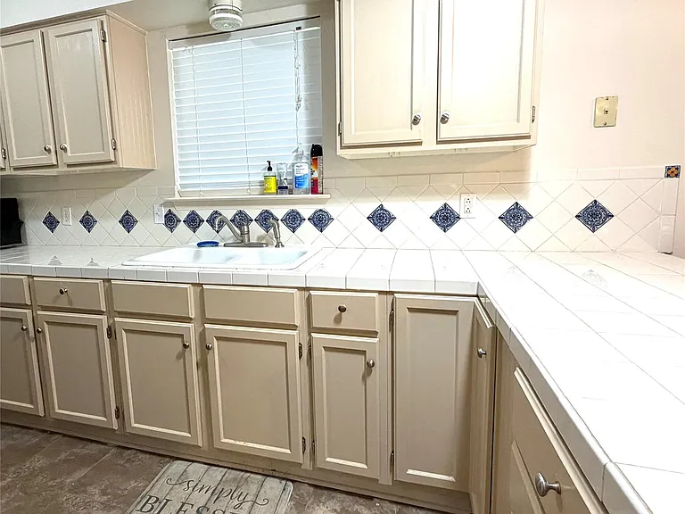 26011 Bernard Rd — Photo 7