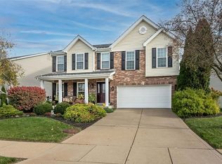 16704 Hickory Crest Dr, Ballwin, MO