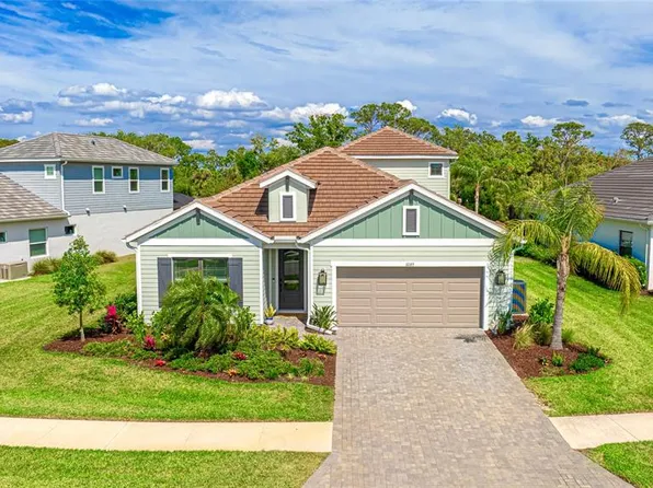 10165 Canaveral Cir, Sarasota, FL 34241