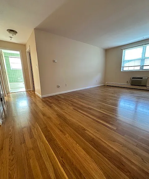 41 Kilby St #11 — Photo 8