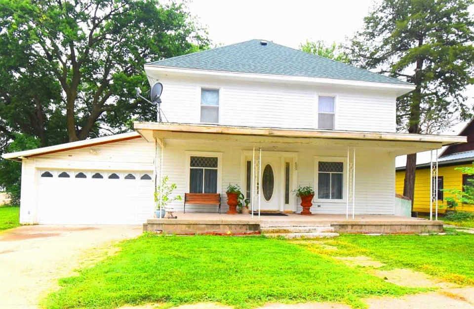 1st image of 609 Driftwood St
