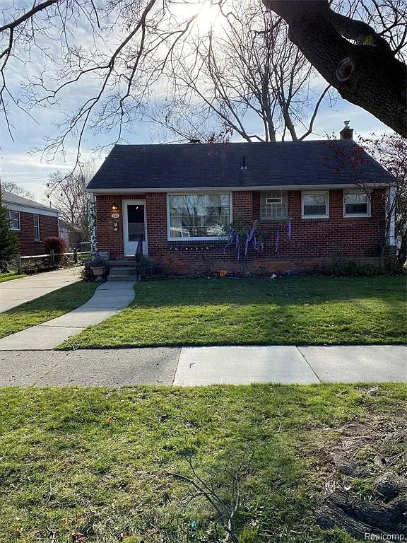 123 Normandy Rd photo 1