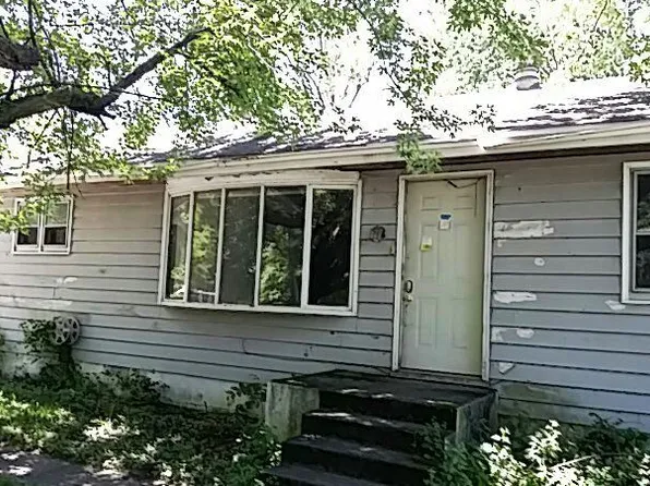 2814 Dallas St, Gary, IN 46406