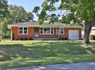 9306 Fiesta Way, Louisville, KY 40272