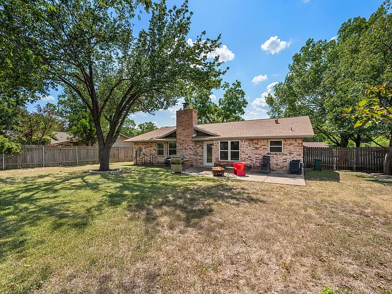 8511 Daleview Dr — Photo 27