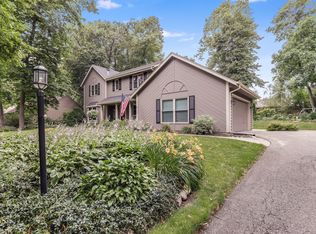 4854 Wildlife Dr, Racine, WI 53403