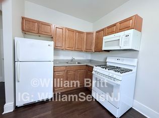 35 E Tryon Ave #1, Teaneck, NJ 07666