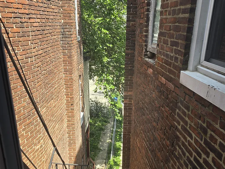 2815 N Calvert St #3B — Photo 8