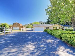 4003 Jerome Prairie Rd, Grants Pass, OR 97527