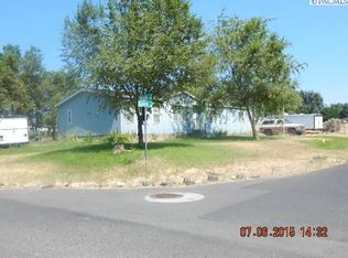 4106 Rainy Ln, Benton City, WA 99320