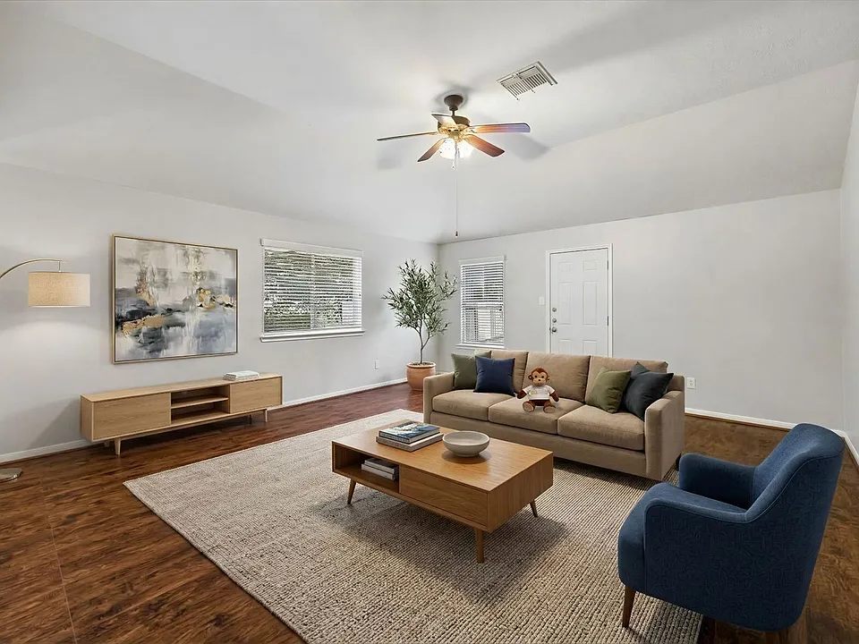 15203 Green Whisper Dr