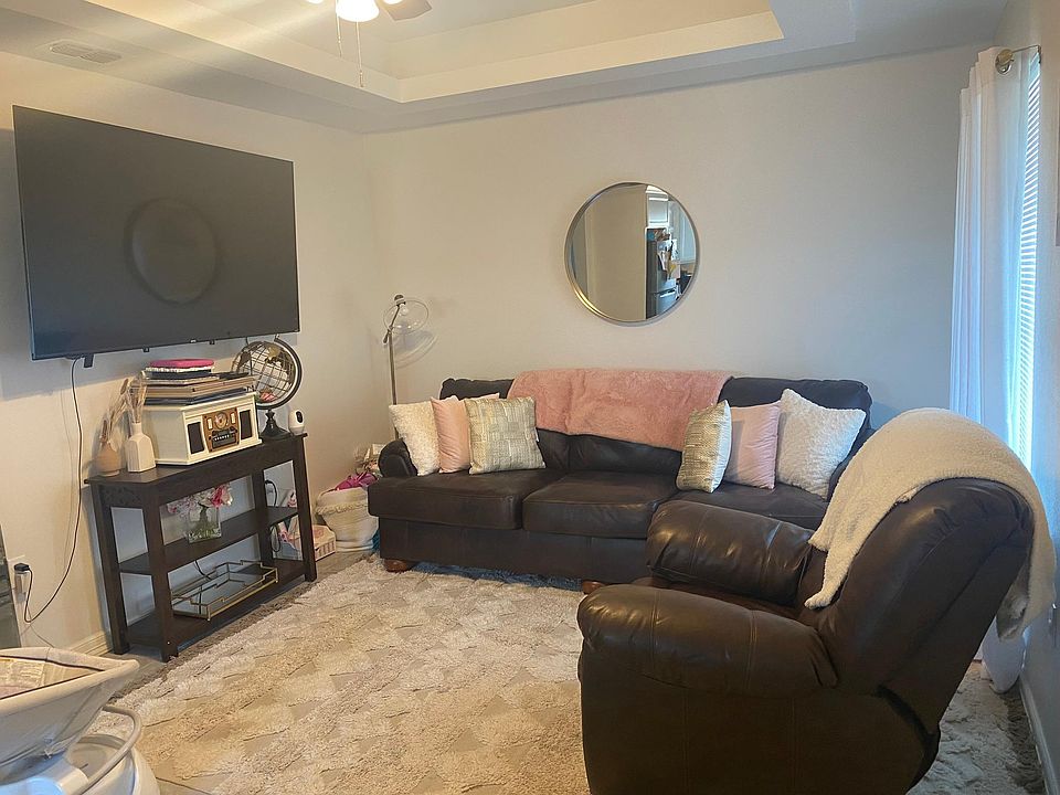 1st image of 371 Cantalupo Ln #A
