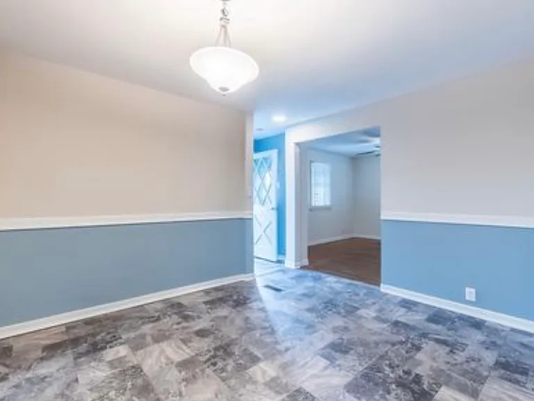 1617 Orange St — Photo 16