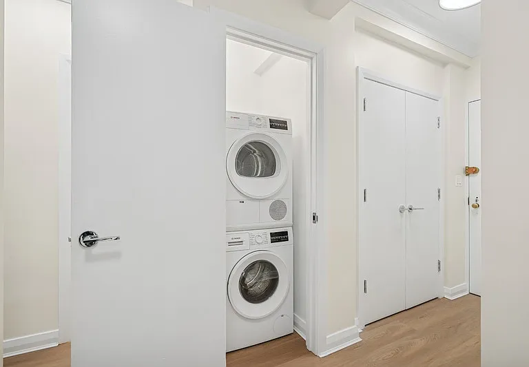 85 E End Ave #2N — Photo 5