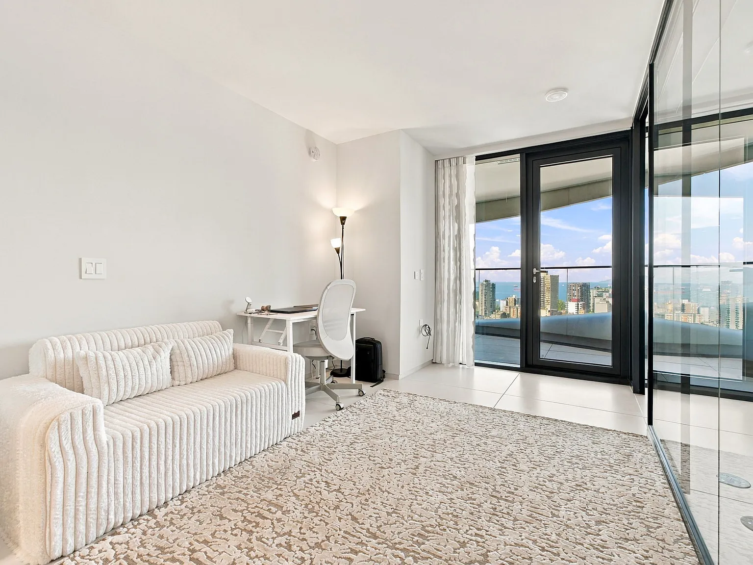 1 bed, 513 sqft, $3,500 — Photo 3
