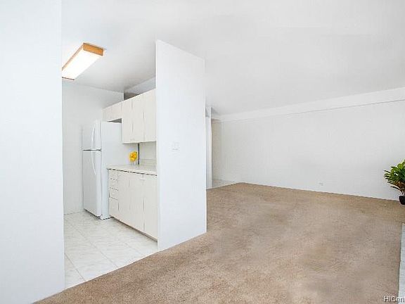 3rd image of 910 Ahana St APT 707