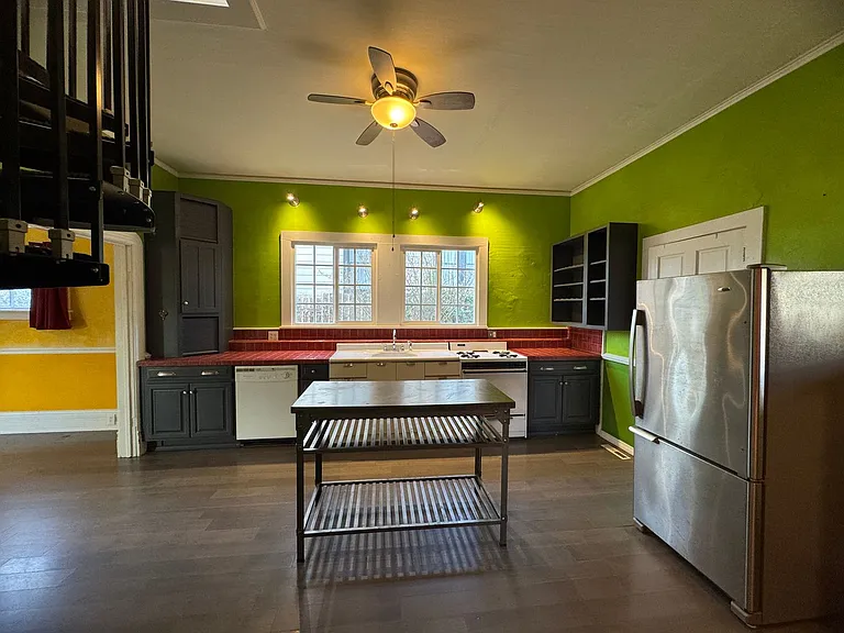 2216 SE 43rd Ave — Photo 9