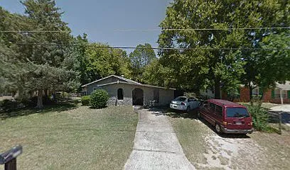 438 Alabama Ave — Photo 16