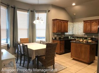 2501 Chadsford Ln, Yukon, OK 73099