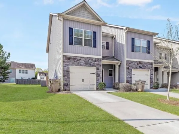 637 Oakside Pl, Acworth, GA 30102