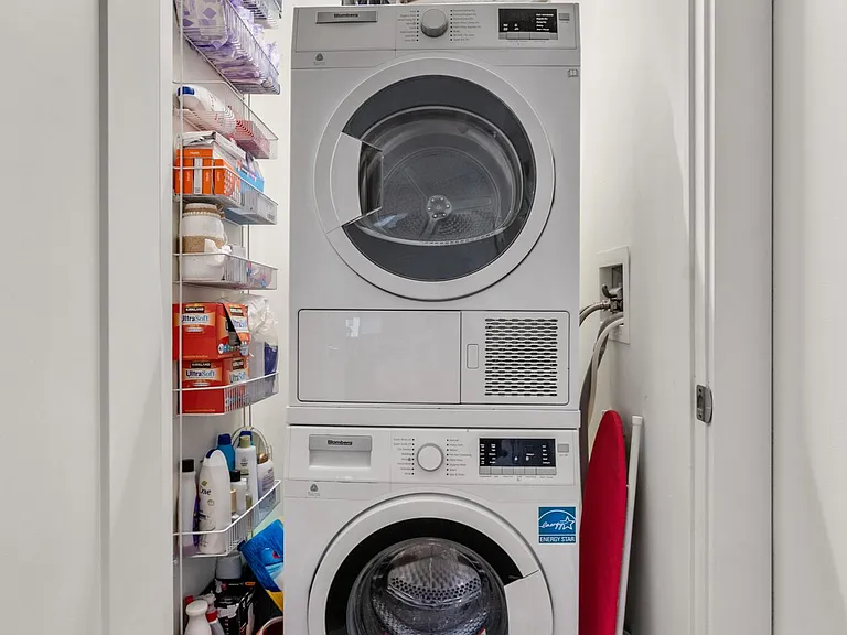 250 Meridian St #507 — Photo 8