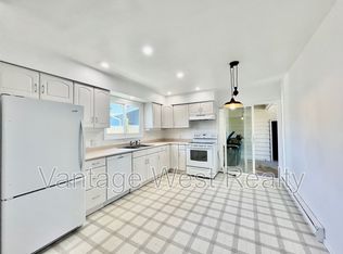 4039 San Clemente Ave, Peachland, BC V0H1X6