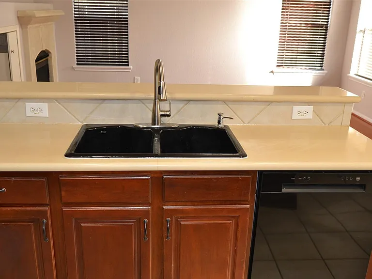 22755 Cascade Springs Dr — Photo 11