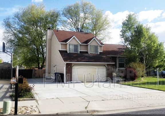 2nd image of 4414 W Thayn Dr