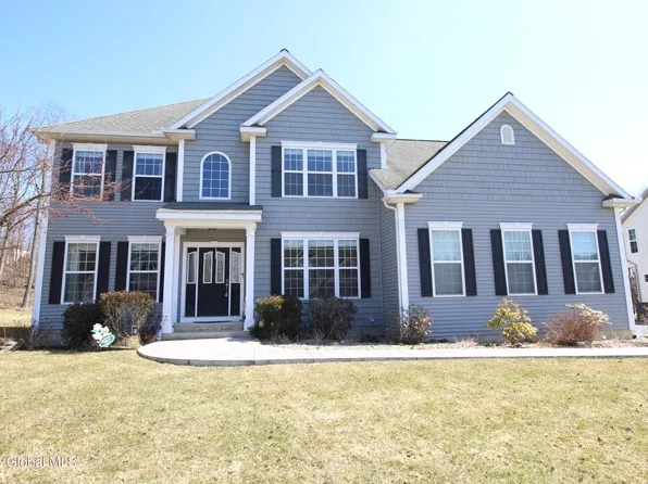 25 Towpath Lane, Waterford, NY 12188