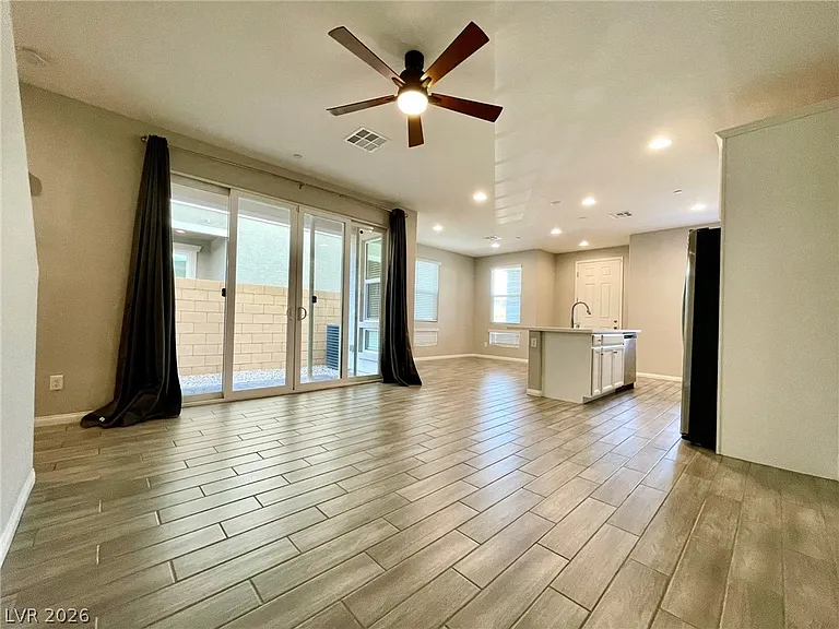 702 Cottonwood Hill Pl — Photo 5