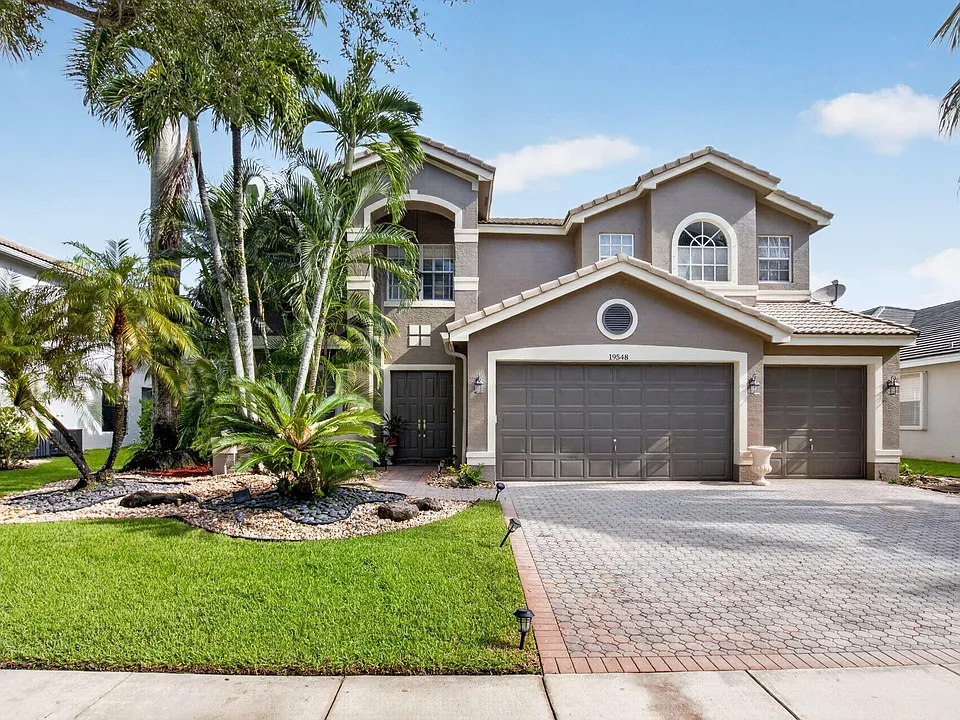 19548 Estuary Dr