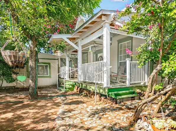 437 Austin St, Mason, TX 76856