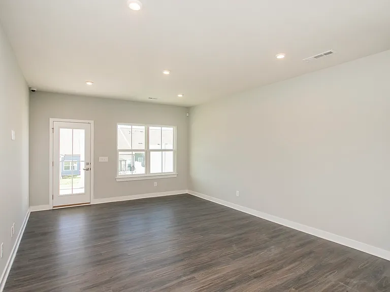 103 Great Falls Ct — Photo 9