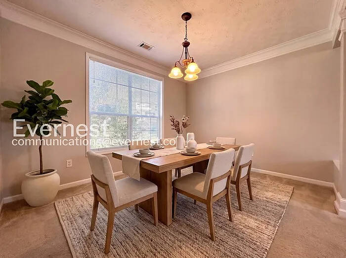 3 bed, 2.5 bath, 1894 sqft, $2,899 — Photo 4