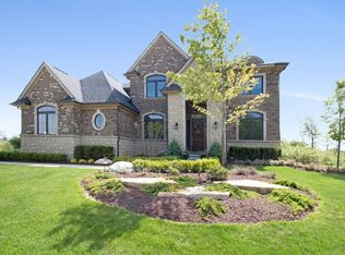 2436 Westbrooke Cir N, Ann Arbor, MI 48105