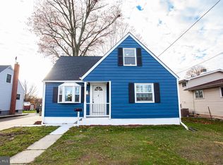 404 S Warwick Rd, Magnolia, NJ 08049