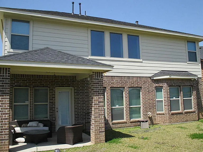 19419 Bronte Springs Ct — Photo 10