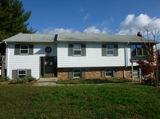 8375 Hawkins Creamery Rd, Gaithersburg, MD 20882