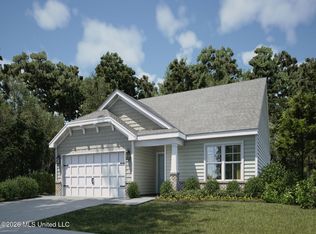 13529 Garland Rd, Ocean Springs, MS 39564