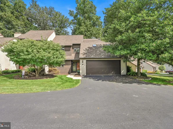 79 Hawk Valley Ln, Denver, PA 17517