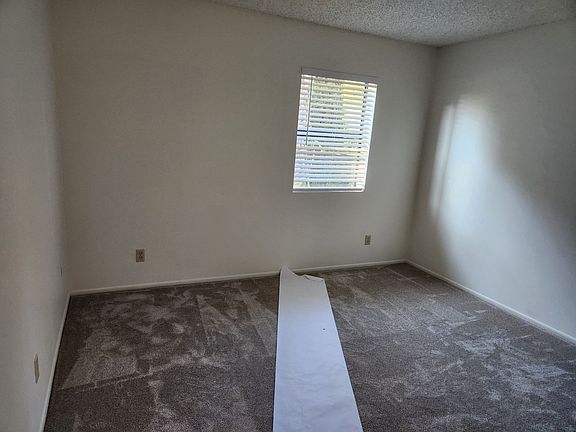 5th image of 3412 Chapman St #11