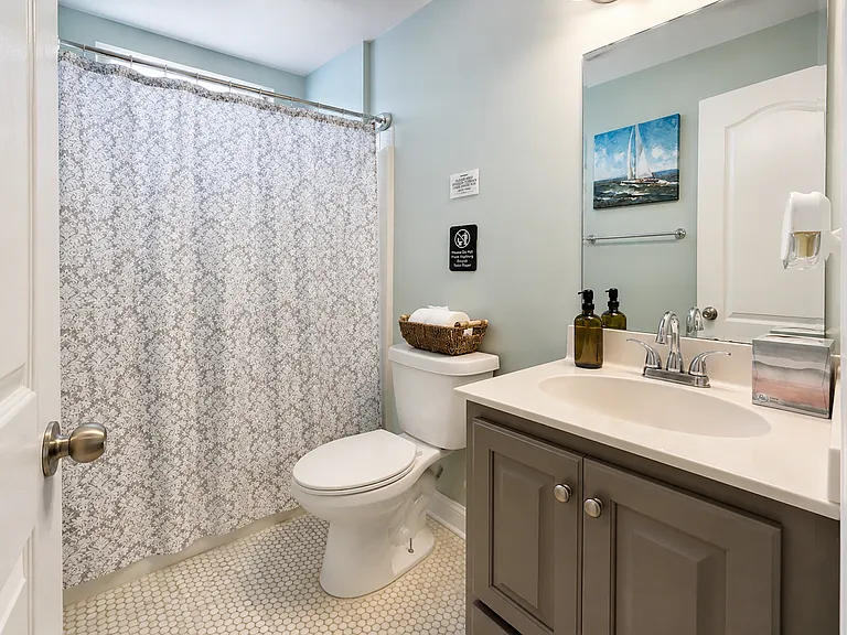 204 White Pond Ln — Photo 32