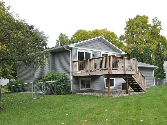 3rd image of 2820 Weston Ln N