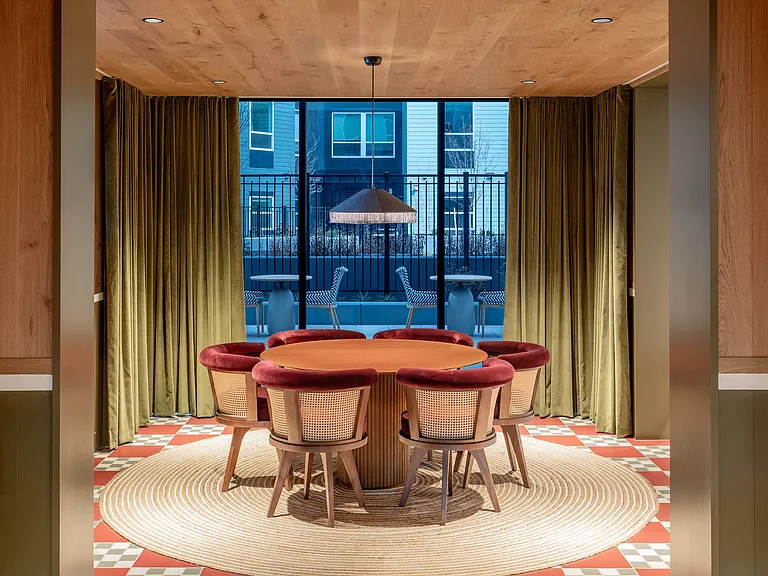 Poker Table