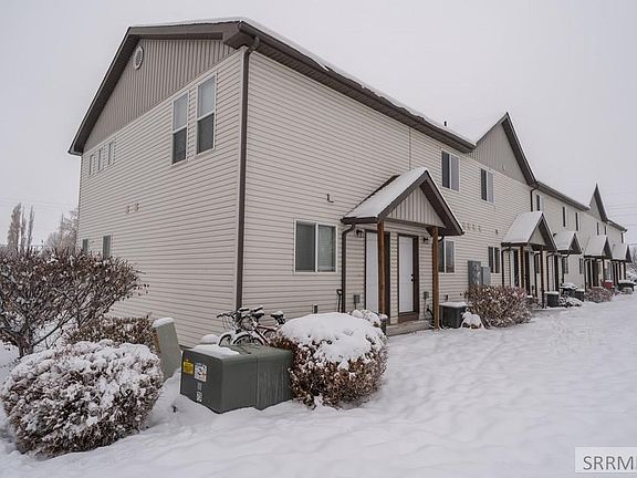 5th image of 446 W 6 S APT 208
