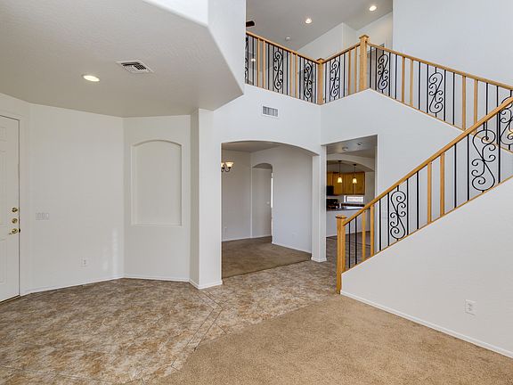 5th image of 2275 S Longmore St