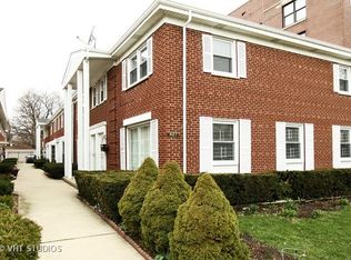 427 S Ridgeland Ave #5E, Oak Park, IL 60302