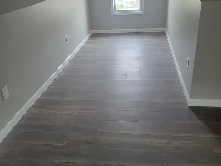 7 N Railroad Ave #2 — Photo 5