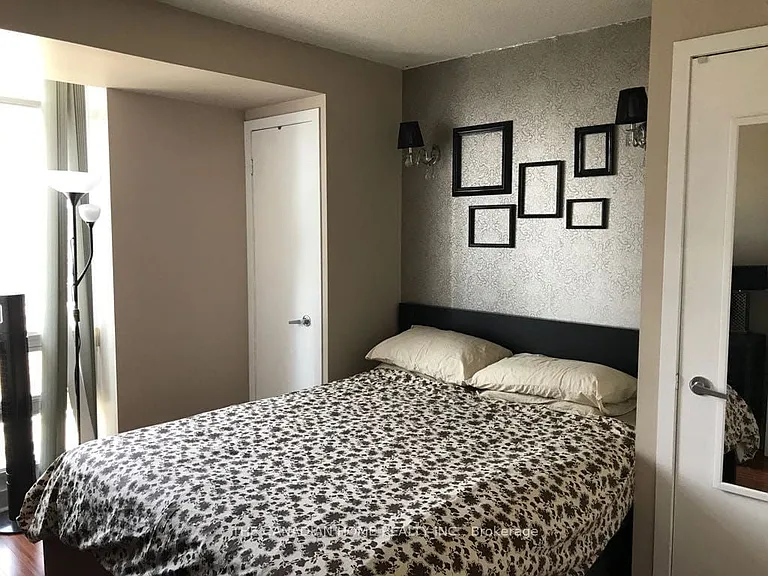 397 Front St W #1603 — Photo 7
