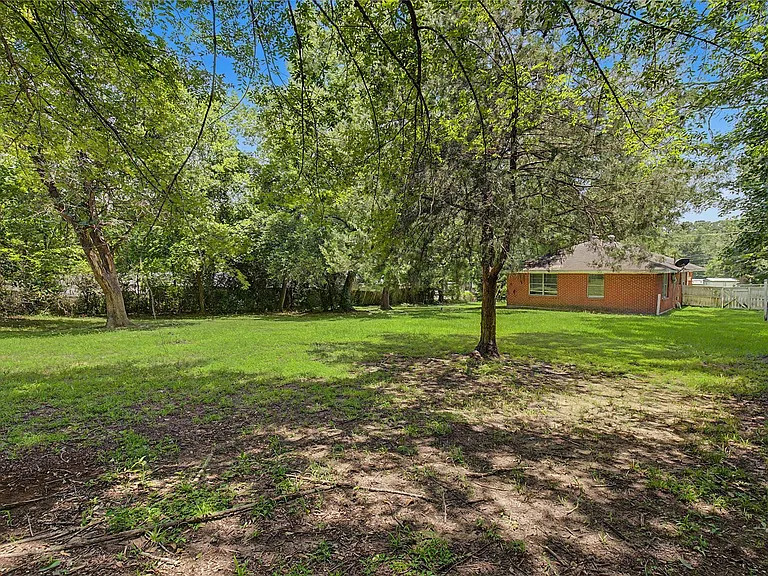 802 Cline St — Photo 25